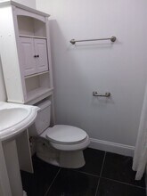 1011 W Cross St in Baltimore, MD - Building Photo - Building Photo