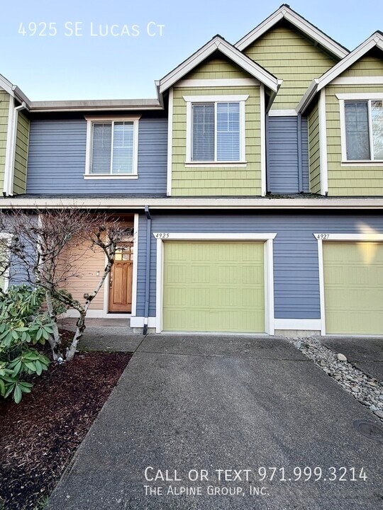 4925 SE Lucas Ct in Milwaukie, OR - Building Photo
