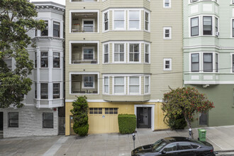 1610 Sacramento St in San Francisco, CA - Building Photo - Building Photo