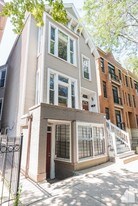 Racine in Chicago, IL - Building Photo