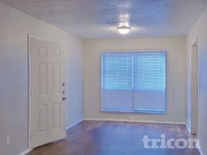 717 Marlow Pl in Arlington, TX - Building Photo - Building Photo