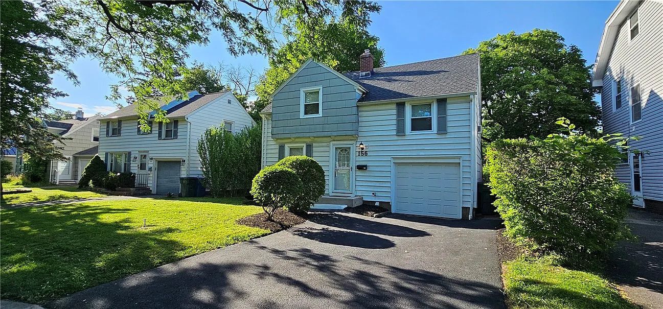 156 Edgemont Rd in Rochester, NY - Foto de edificio