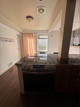 211 NE 185th St in Shoreline, WA - Building Photo - Building Photo