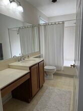 5455 Sylmar Ave in Los Angeles, CA - Building Photo - Building Photo