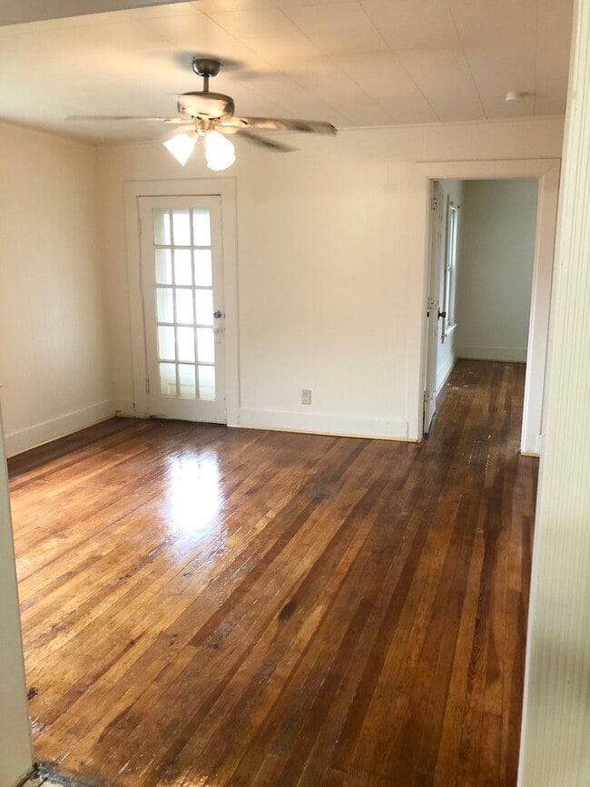 36-36 Rockwood Ave in Ansonia, CT - Building Photo - Building Photo
