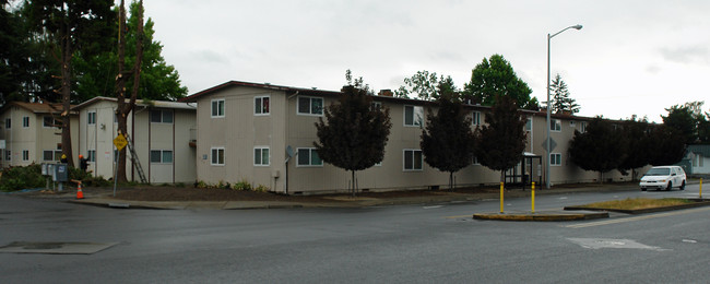 Teresa's Apartments in Salem, OR - Building Photo - Building Photo