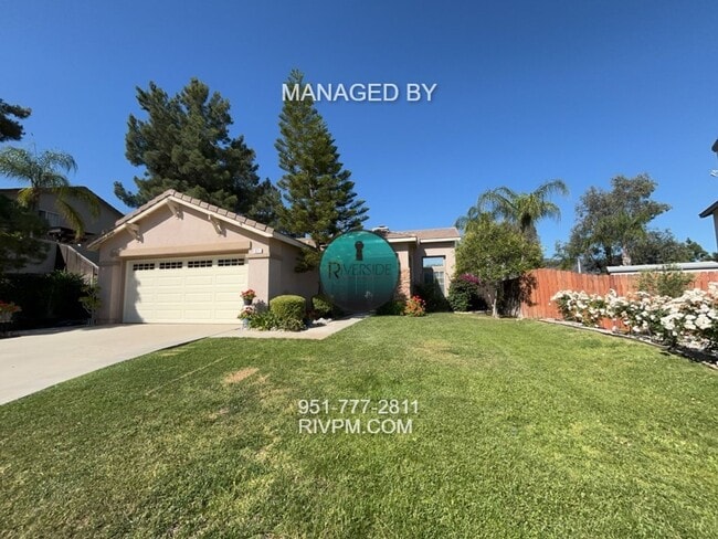 821 Atlantic Cir in Corona, CA - Building Photo - Building Photo
