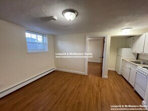 171 Beacon St, Unit 1A in Boston, MA - Foto de edificio - Building Photo