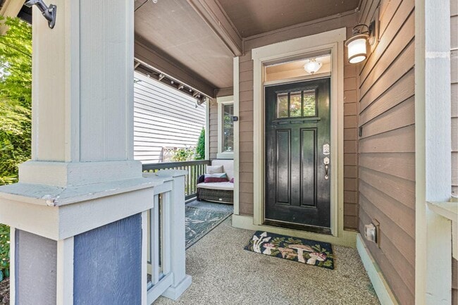 7305 Radius Loop SE in Lacey, WA - Building Photo - Building Photo