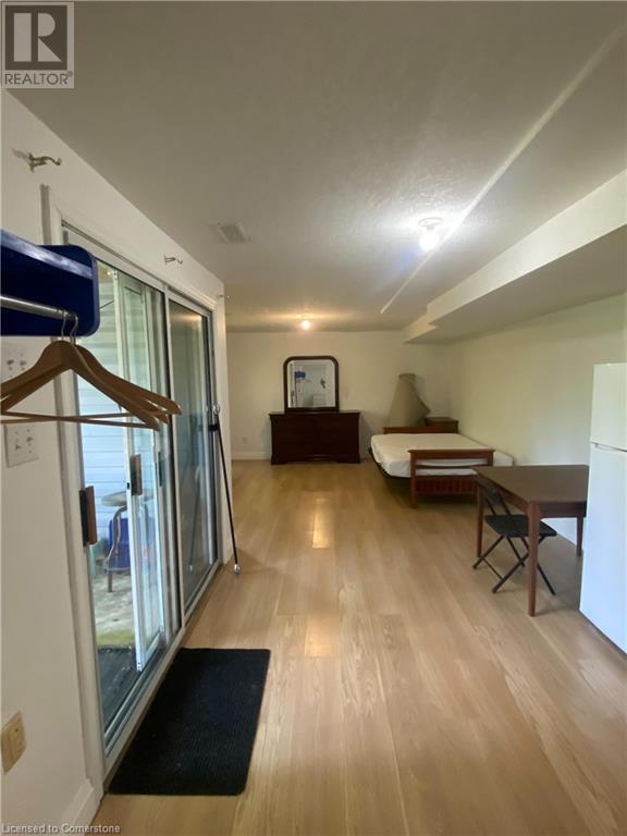 39 Pacific Pl in Guelph, ON - Building Photo - Building Photo