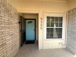 5300 Suburban Dr in Austin, TX - Building Photo - Building Photo