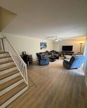 6222 62nd Way in West Palm Beach, FL - Foto de edificio - Building Photo