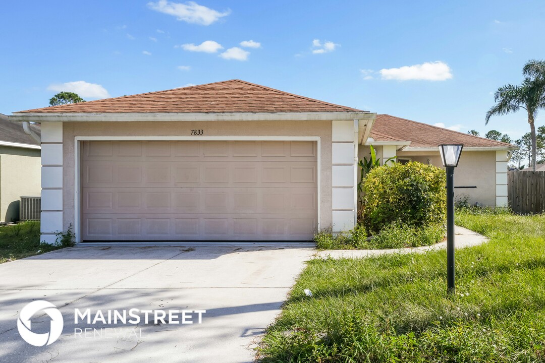 7833 Sugar Pine Blvd in Lakeland, FL - Building Photo