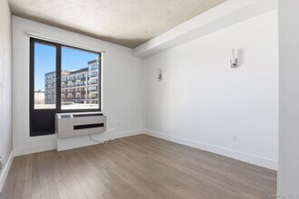 225 E 138th St in Bronx, NY - Building Photo - Building Photo