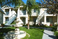 Sylmar Villas Apartments in Sylmar, CA - Building Photo - Building Photo