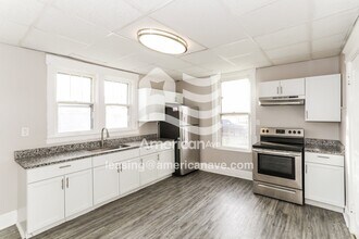 653 Fairview Ave in Hamilton, OH - Foto de edificio - Building Photo