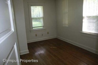 217 S Clark St in Bloomington, IN - Foto de edificio - Building Photo