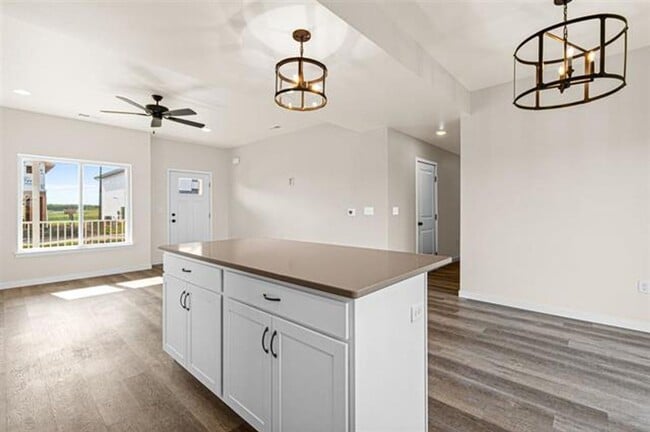 1664 Aspen Ct in North Liberty, IA - Building Photo - Building Photo