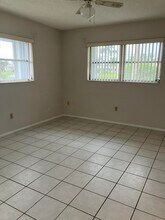 2886 Fernley Dr E in West Palm Beach, FL - Building Photo - Building Photo