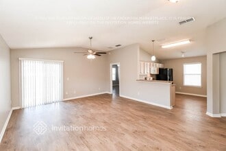 1872 Pineta Cove Drive in Middleburg, FL - Building Photo - Building Photo