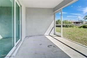 2211 Kenneth Ave S in Lehigh Acres, FL - Foto de edificio - Building Photo