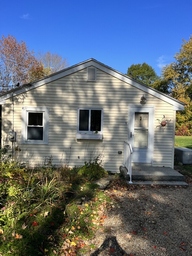 9 Pebble Ln in Berwick, ME - Building Photo - Building Photo