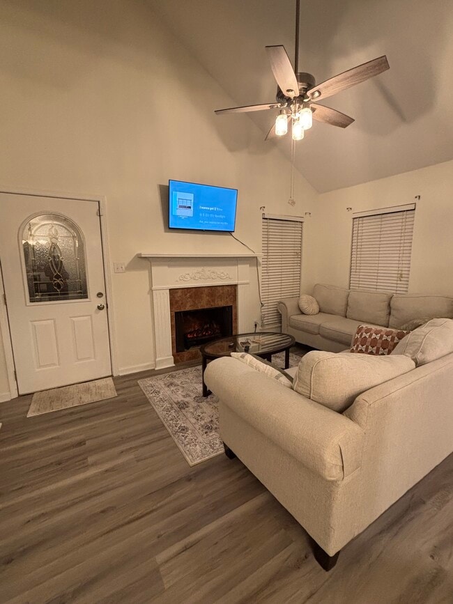 202 Long Plantation Blvd, Unit UnitA in Lafayette, LA - Building Photo - Building Photo