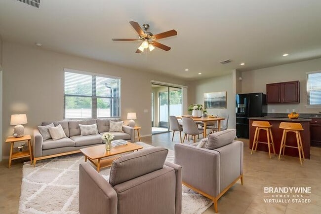 15405 Stone House Dr in Brooksville, FL - Building Photo - Building Photo