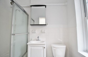 229 E 29th St in New York, NY - Building Photo - Building Photo