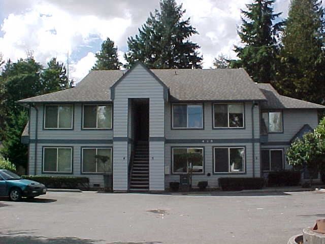 418 Maple Ave in Snohomish, WA - Building Photo