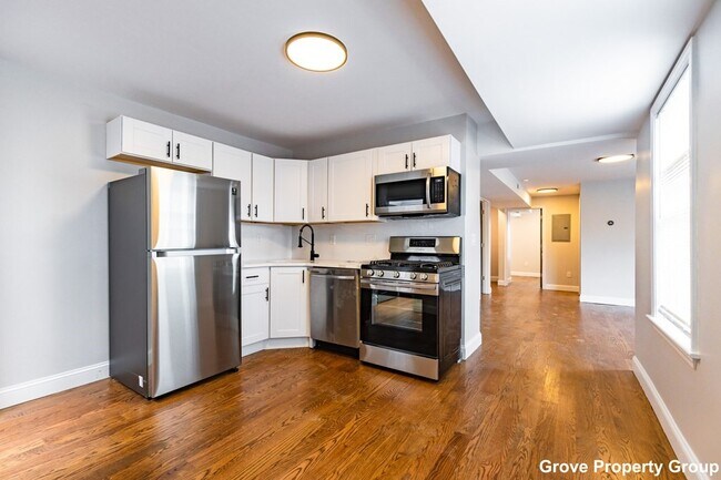 531 E 5th St-Unit -1 in Boston, MA - Building Photo - Building Photo