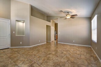 6917 Greenery Ct in Las Vegas, NV - Building Photo - Building Photo