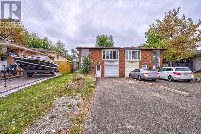 property at 3425 Oakglade Crescent