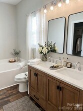 8734 Arrowhead Pl Ln in Cornelius, NC - Building Photo - Building Photo