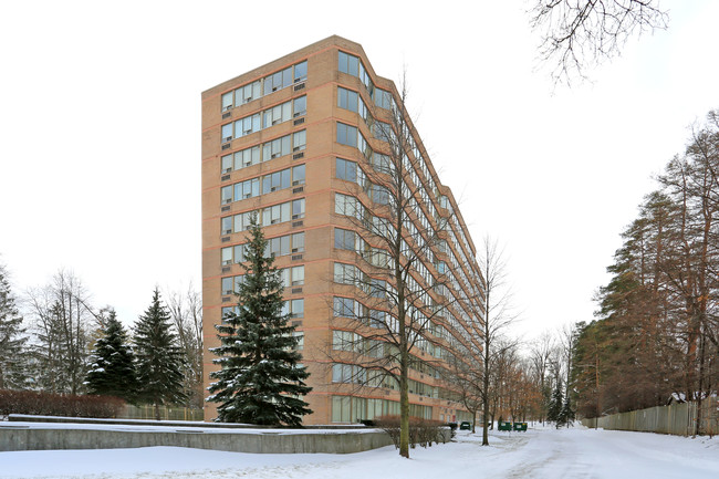 The Regency in Kitchener, ON - Building Photo - Building Photo