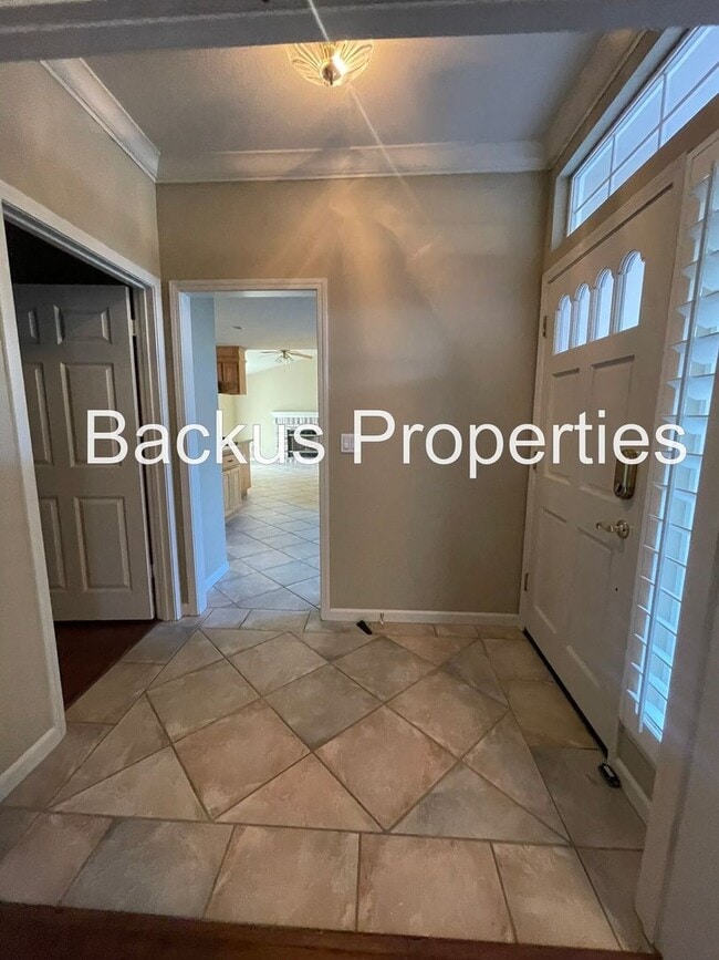 339 Hampton St in Salinas, CA - Building Photo - Building Photo