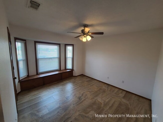 4005 St Andrews Dr in Midland, TX - Foto de edificio - Building Photo