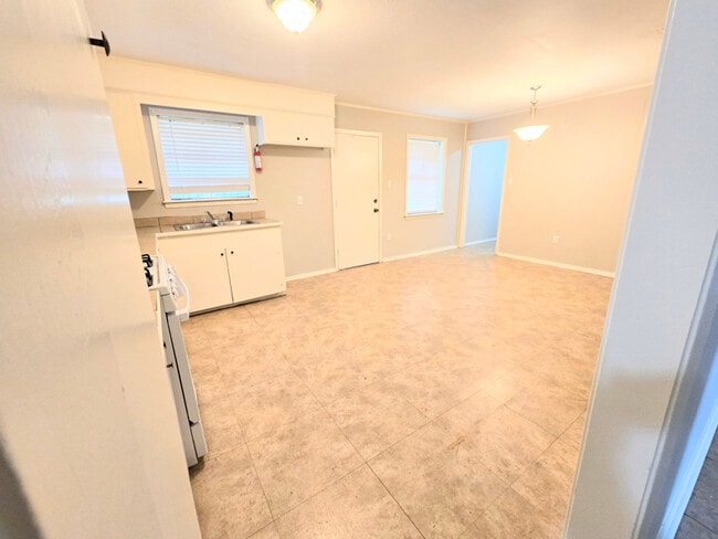 270 Myer Ave in Jackson, MS - Building Photo - Building Photo