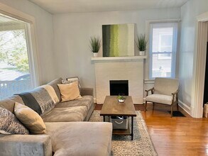 2909 Portsmouth Ave, Unit 2911 in Cincinnati, OH - Building Photo - Building Photo