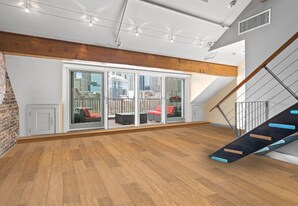39 Commercial Wharf, Unit 7 in Boston, MA - Building Photo