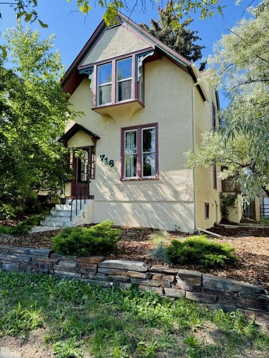 718 E Broadway St in Helena, MT - Building Photo