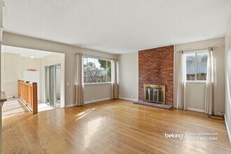 1855 Forest Ct in Milpitas, CA - Foto de edificio - Building Photo