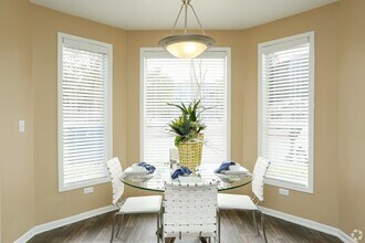 5101 Martin Luther King Blvd in Houston, TX - Building Photo - Building Photo