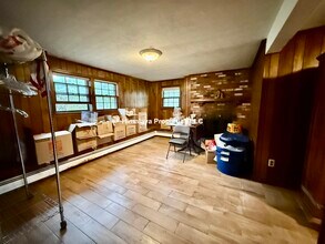 21 Langdon Rd, Unit 1 in Wayland, MA - Building Photo - Building Photo