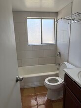 349 E Thomas Rd, Unit Utilities included in Phoenix, AZ - Building Photo - Building Photo