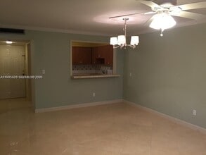 9301 SW 92nd Ave in Miami, FL - Building Photo - Building Photo