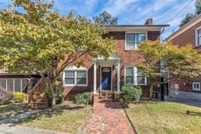 655 Kennesaw Ave NE in Atlanta, GA - Building Photo - Building Photo