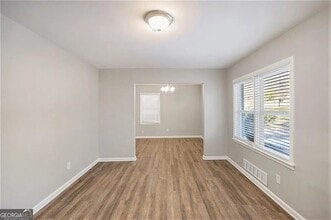 2077 Rosewood Rd, Unit 6103 in Decatur, GA - Foto de edificio - Building Photo