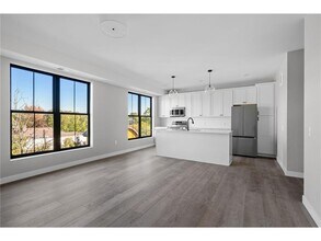 4738 Grand Ave S in Minneapolis, MN - Building Photo - Building Photo