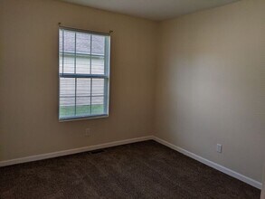 8065 E Audrey Ave in Terre Haute, IN - Building Photo - Building Photo